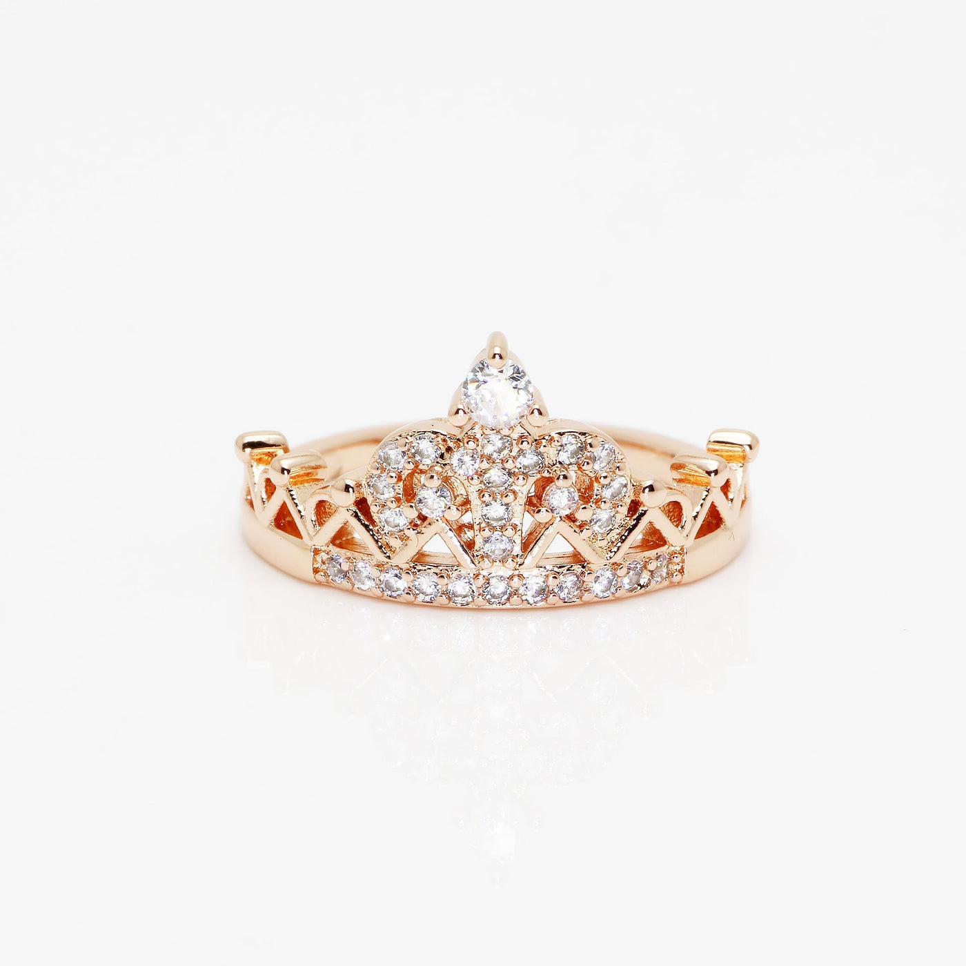 Elegant gold crown rings for women, stylish accessories by Spacewallart, featuring intricate design and shiny finish.