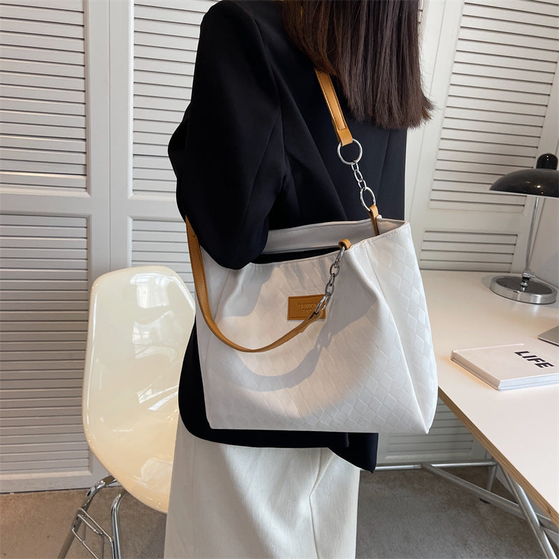 Rhombus pattern totes chain shoulder bag by Spacewallart, stylish accessories with geometric design and chain strap.