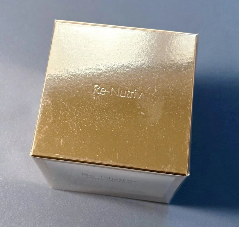 Estée Lauder Re-Nutriv Ultimate Lift Regenerating Youth Creme Gelée in 50ml jar, luxurious anti-aging skincare product.