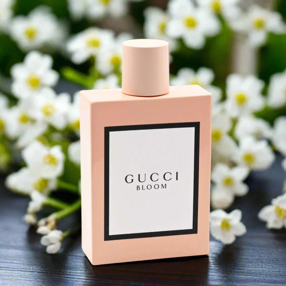 Spacewallart Gucci Bloom Eau de Parfum for Women, 3.4 oz bottle with floral design, new in box.