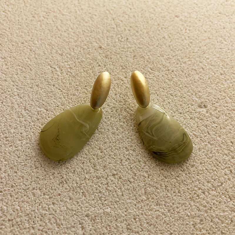 Resin acrylic earrings from Spacewallart, stylish accessories with vibrant, colorful designs and unique craftsmanship.