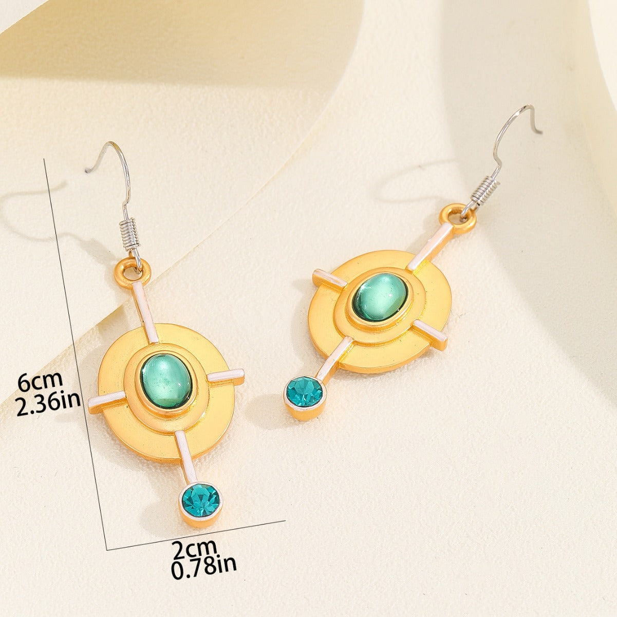 Retro oval earrings from Spacewallart's accessories collection featuring stylish, vintage-inspired oval design in a close-up view.