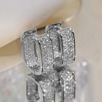 Spacewallart CRUSY accessories displayed in a sleek, modern design with intricate details and stylish elements.