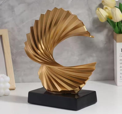 Golden Wave Resin Sculpture – Abstract Art Deco Home Decor