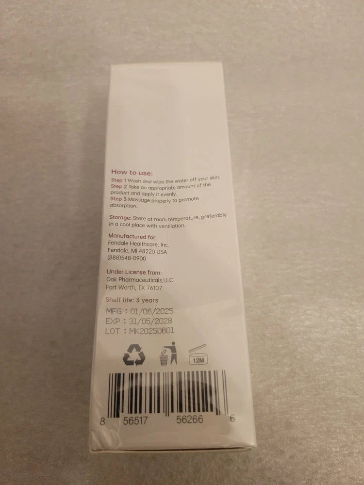 Dermend Moisturizing Bruise Formula Cream from Spacewallart, 4.5 fl oz, in a white tube with blue accents, on a white background.